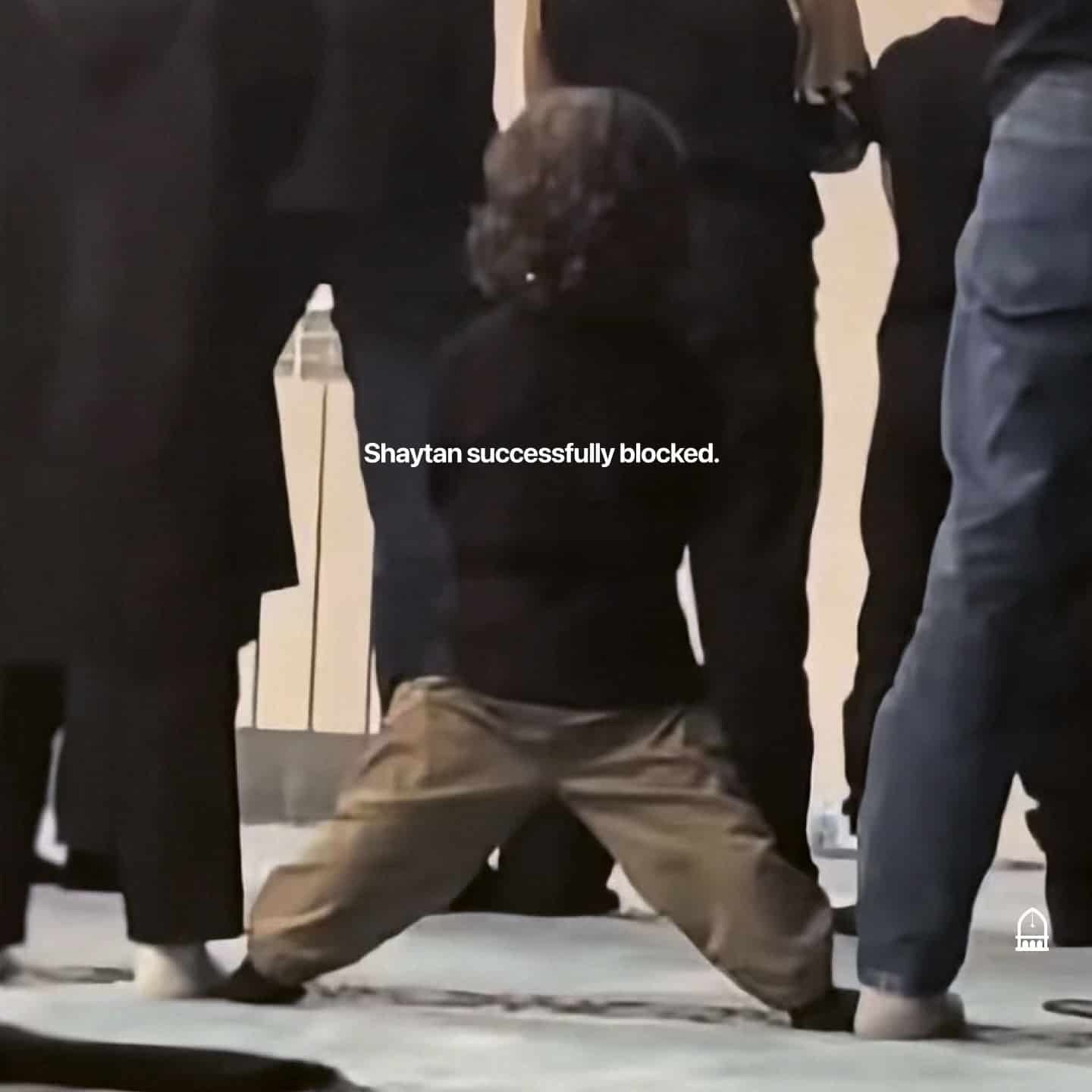 feet in salah, joining feet in salah